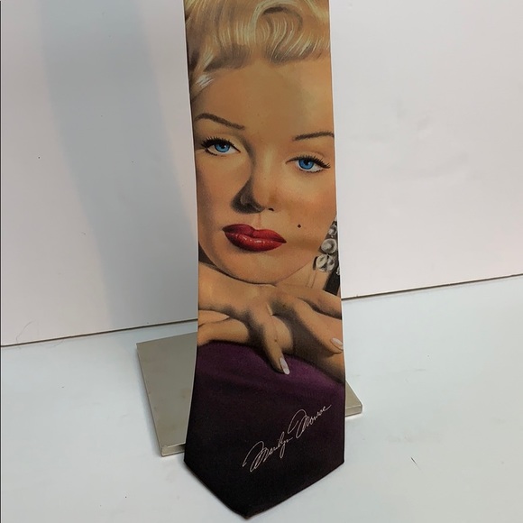 Vintage Ralph Marlin Signature Marilyn Monroe Tie - Picture 8 of 8